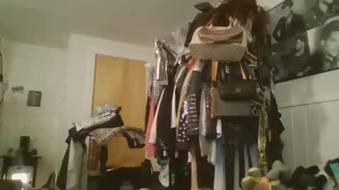 Snapshot of obsessed_glambert chatting on November 2025 02:45:02 AM obsessed_glambert online show from November 2025 02:45:02 AM