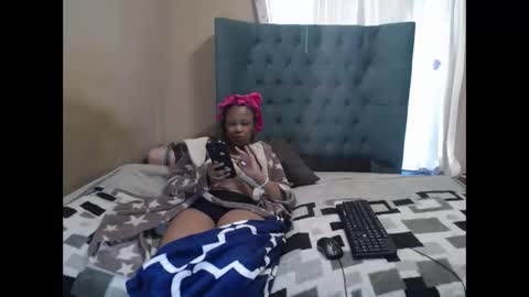 obsessedmimi online show from May 2026 02:45:01 PM