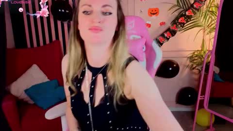 Snapshot of ocean_pleasure chatting on October 2025 09:09:02 AM Lana online show from October 2025 09:09:02 AM