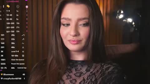 Snapshot of oceaneyessss_ chatting on November 2025 08:23:02 PM Kristina online show from November 2025 08:23:02 PM