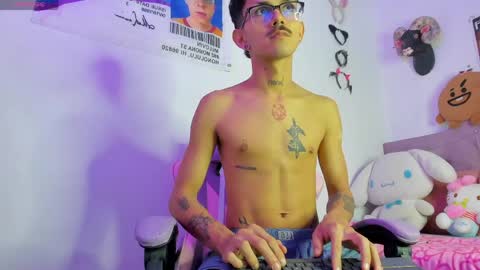 Snapshot of ocsanis69 chatting on May 2026 03:46:02 AM Cris online show from May 2026 03:46:02 AM