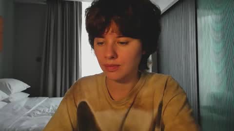 Snapshot of octopussy69x chatting on November 2025 06:41:02 AM Evie online show from November 2025 06:41:02 AM