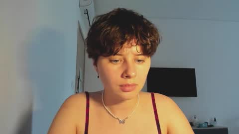 Snapshot of octopussy69x chatting on December 2025 08:20:02 AM Evie online show from December 2025 08:20:02 AM