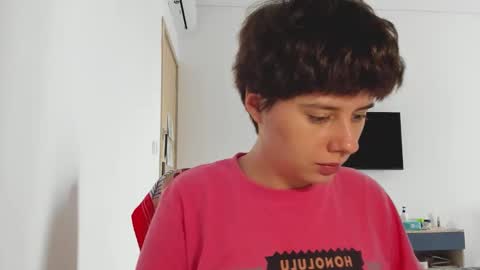 Snapshot of octopussy69x chatting on December 2025 05:35:02 AM Evie online show from December 2025 05:35:02 AM