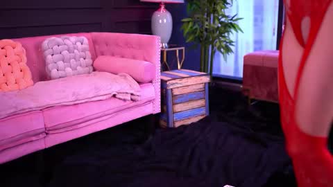 Odette online show from October 2025 06:02:02 AM