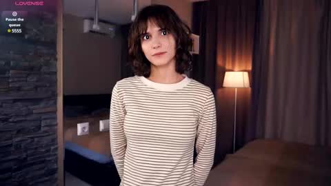 Thea online show from March 2025 03:51:01 PM