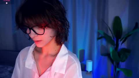 Thea online show from September 2025 07:08:01 PM