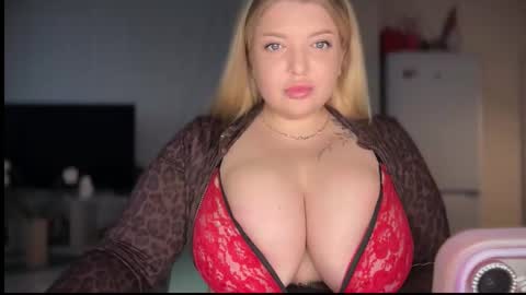 Snapshot of odriolsen chatting on March 2026 05:37:02 AM Odri online show from March 2026 05:37:02 AM