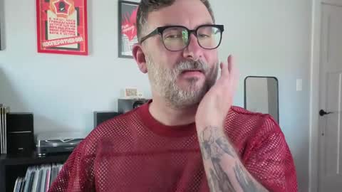 Snapshot of office_dad chatting on September 2025 07:13:02 PM Office Dad online show from September 2025 07:13:02 PM