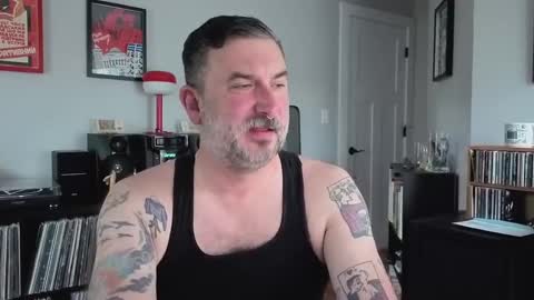 Snapshot of office_dad chatting on September 2025 06:22:02 PM Office Dad online show from September 2025 06:22:02 PM