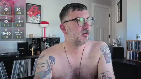 Snapshot of office_dad chatting on October 2025 06:38:02 PM Office Dad online show from October 2025 06:38:02 PM