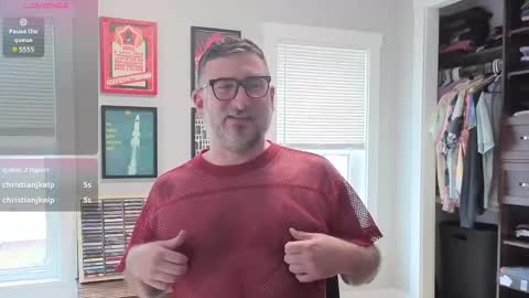 Snapshot of office_dad chatting on October 2025 05:58:02 PM Office Dad online show from October 2025 05:58:02 PM