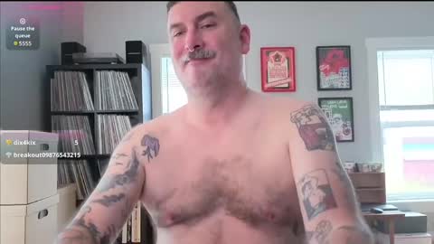 Office Dad online show from May 2026 05:51:02 PM