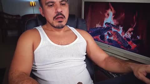 officeman7 online show from December 2024 08:17:02 PM