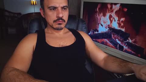 officeman7 online show from January 2025 05:44:01 PM