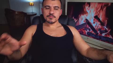 officeman7 online show from January 2025 05:16:02 PM