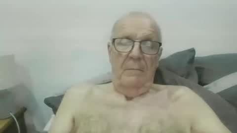 Snapshot of oggi95 chatting on September 2025 06:53:02 PM oggi95 online show from September 2025 06:53:02 PM