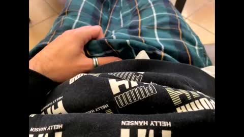 Snapshot of oggs48 chatting on October 2025 01:01:02 PM oggs48 online show from October 2025 01:01:02 PM