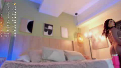 Holly online show from March 2026 11:28:02 AM