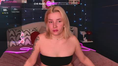 oh_my_julia online show from April 2026 11:24:02 PM