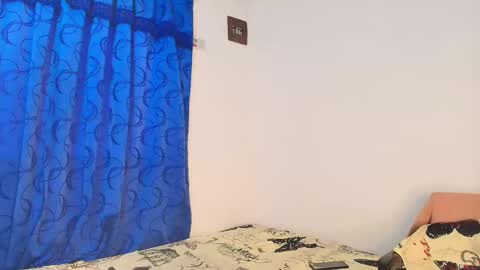 Snapshot of oh_tique chatting on September 2025 03:55:02 PM LU online show from September 2025 03:55:02 PM