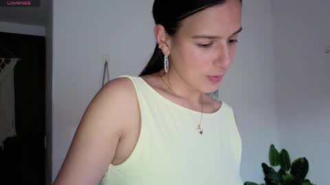 Snapshot of ohanna_ chatting on May 2026 10:26:02 PM ohanna_ online show from May 2026 10:26:02 PM