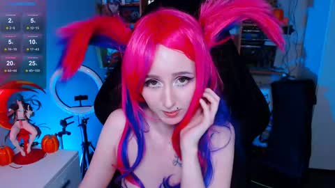 Clementine  Clem  online show from December 2024 01:32:01 PM