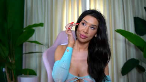 Julia online show from July 2026 10:21:02 AM