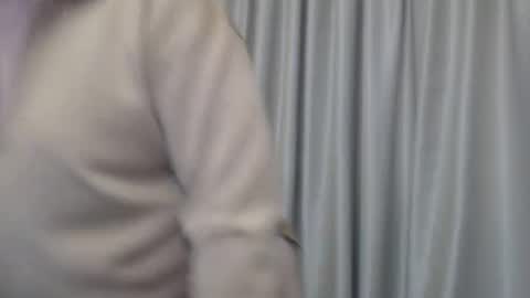 Snapshot of ohsweetiren chatting on December 2024 11:29:01 AM Iren online show from December 2024 11:29:01 AM