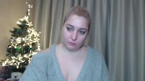 Snapshot of ohsweetiren chatting on December 2024 10:14:02 AM Iren online show from December 2024 10:14:02 AM