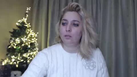 Snapshot of ohsweetiren chatting on December 2024 09:53:02 AM Iren online show from December 2024 09:53:02 AM