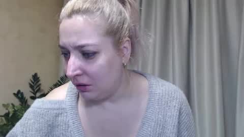 Snapshot of ohsweetiren chatting on January 2025 05:42:02 AM Iren online show from January 2025 05:42:02 AM