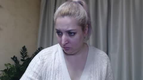 Snapshot of ohsweetiren chatting on January 2025 10:29:02 AM Iren online show from January 2025 10:29:02 AM