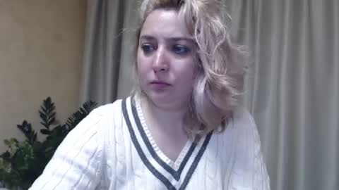 Snapshot of ohsweetiren chatting on January 2025 10:19:01 AM Iren online show from January 2025 10:19:01 AM