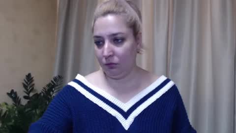 Snapshot of ohsweetiren chatting on February 2025 06:37:01 AM Iren online show from February 2025 06:37:01 AM