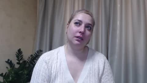 Snapshot of ohsweetiren chatting on February 2025 07:13:01 AM Iren online show from February 2025 07:13:01 AM