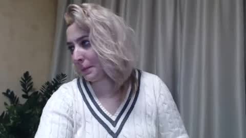 Snapshot of ohsweetiren chatting on February 2025 10:17:02 AM Iren online show from February 2025 10:17:02 AM