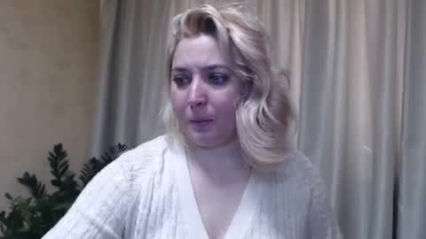 Snapshot of ohsweetiren chatting on February 2025 07:21:01 AM Iren online show from February 2025 07:21:01 AM