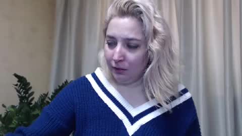 Snapshot of ohsweetiren chatting on February 2025 07:01:02 AM Iren online show from February 2025 07:01:02 AM