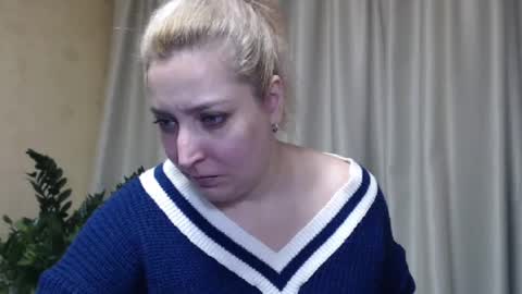 Snapshot of ohsweetiren chatting on March 2025 10:13:02 AM Iren online show from March 2025 10:13:02 AM