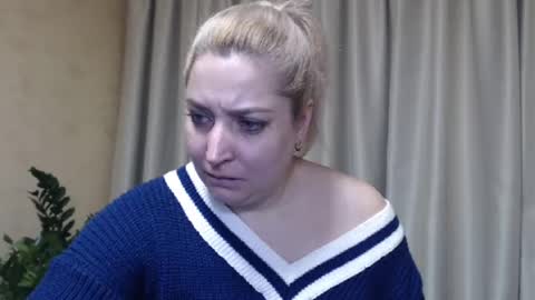 Snapshot of ohsweetiren chatting on March 2025 10:13:02 AM Iren online show from March 2025 10:13:02 AM