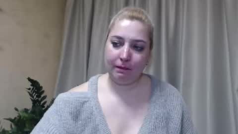 Snapshot of ohsweetiren chatting on March 2025 07:04:02 AM Iren online show from March 2025 07:04:02 AM