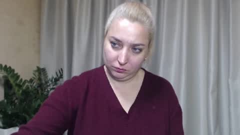 Snapshot of ohsweetiren chatting on September 2025 06:40:02 AM Iren online show from September 2025 06:40:02 AM