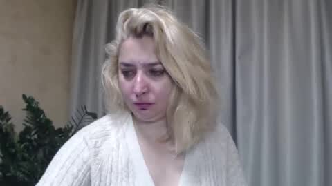 Snapshot of ohsweetiren chatting on October 2025 04:57:02 AM Iren online show from October 2025 04:57:02 AM