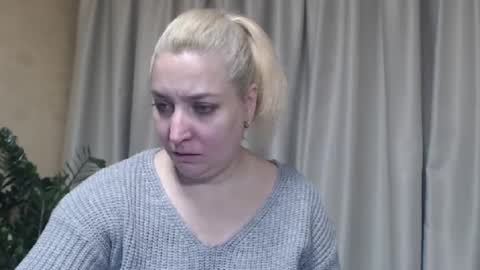 Snapshot of ohsweetiren chatting on October 2025 07:23:01 AM Iren online show from October 2025 07:23:01 AM