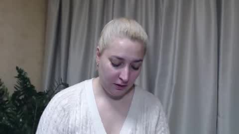 Snapshot of ohsweetiren chatting on October 2025 07:09:02 AM Iren online show from October 2025 07:09:02 AM