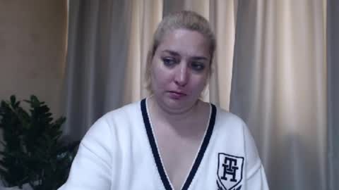 Iren online show from May 2026 05:25:02 AM