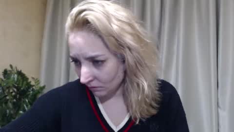 Mari online show from February 2026 02:13:01 PM