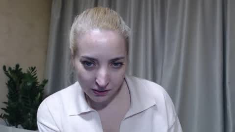 Mari online show from May 2026 04:12:01 PM