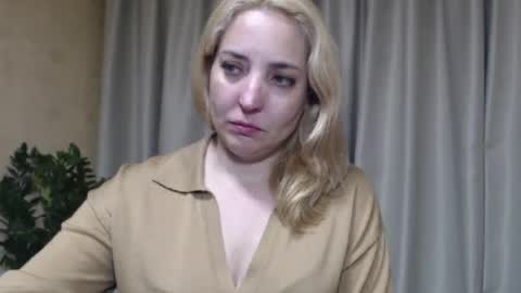 Mari online show from May 2026 05:33:01 PM